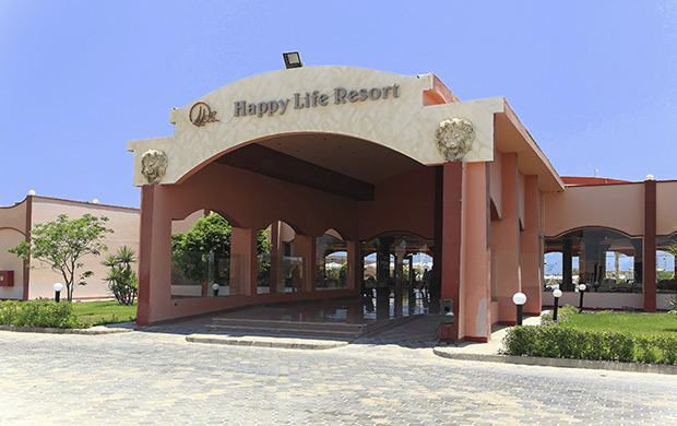 The Three Corners Happy Life Beach Resort 4*