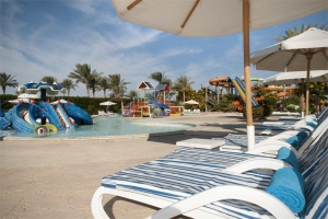 Continental Plaza Beach Resort 